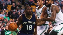Former New Orleans Pelicans point guard Toney Douglas (#16)
