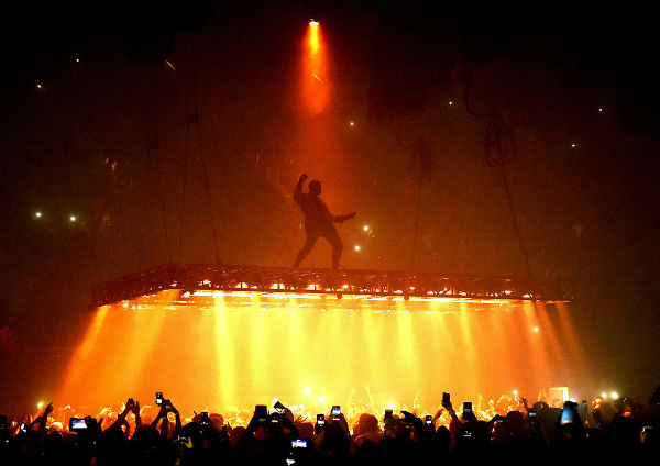 Kanye West's "Saint Pablo" tour still won't be resuming in January 2017