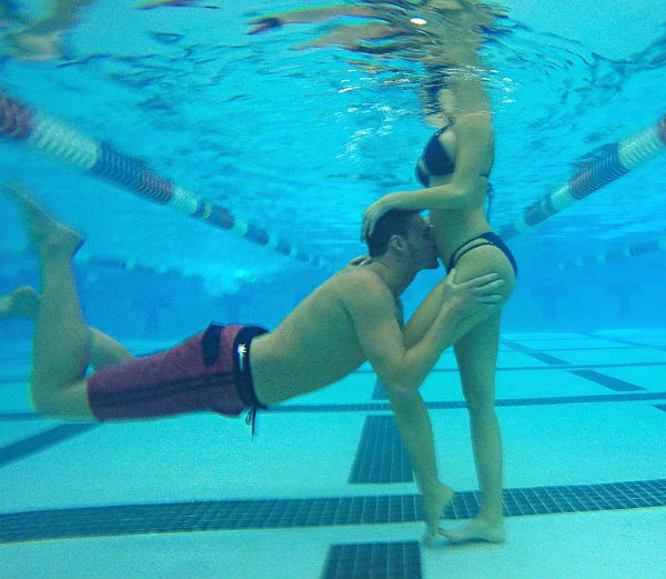 Ryan Lochte Poses With Fiancee For Underwater Maternity Photos