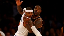 New York Knicks' Carmelo Anthony (L) and Cleveland Cavaliers' LeBron James