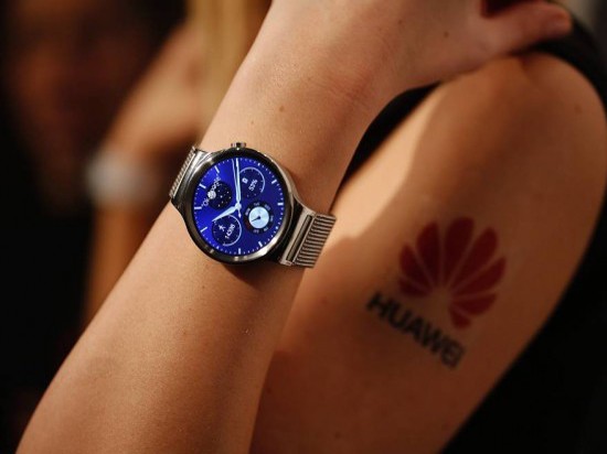 Huawei Watch 2 will run under Android Wear 2.0 of Google.