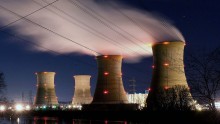 The Three Mile Island Nuclear Plant is seen in the early morning hours March 28, 2011 in Middletown, Pennsylvania. 