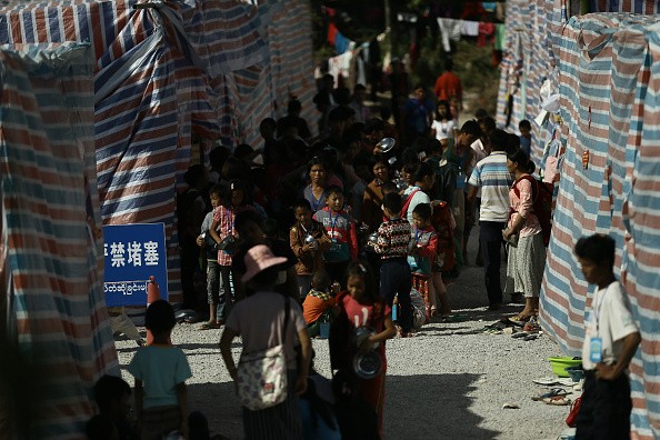 20,000 Myanmar Refugees take shelter in China. 