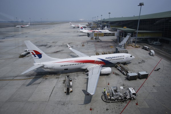 Malaysia Airlines Boeing 737-800