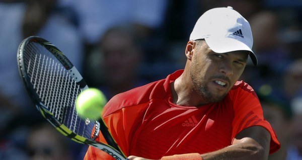 Jo-Wilfried Tsonga aised the French flag as he moved on to the quarter-finals of the Moselle Open in Metz