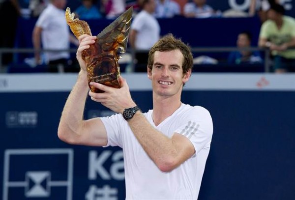 Britain’s No. 1 Andy Murray captures his first ATP crown of the year at the Shenzhen Open in China