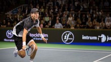 Fifth seeded Tomas Berdych reached his fifth consecutive semifinals after a hard fought three set battle against Kevin Anderson of South Africa 7(7)-6(4) 6-4 6-4 at the PNB Paribas Masters in Paris