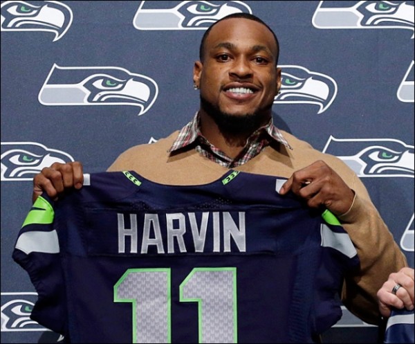 Seattle Seahawks wide receiver Percy Harvin gets introduced after signing contract.
