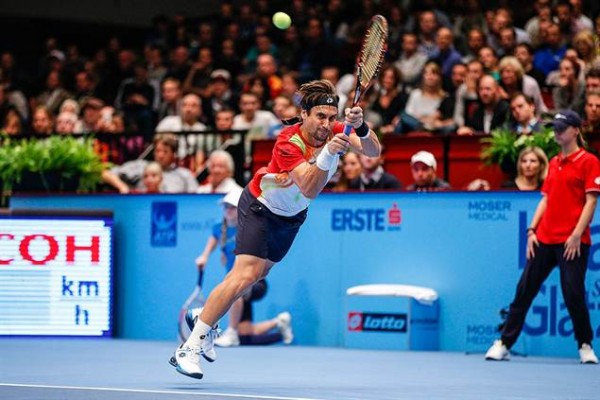Top seeded wild card entry David Ferrer edged Philipp Kohlschreiber of Germany in a three set matchup to setup a finals meeting with Britain’s No. 1 Andy Murray at the Erste Bank Open in Austria