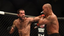 Matt Brown (L) in his epic match with Robbie Lawler (R)
