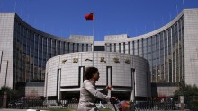 China Opens Yuan-SG Dollar Trade Today