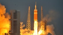 Delta IV with Orion 