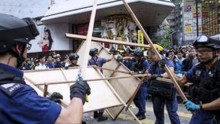 Hong Kong Police Close Down Last Protest Site