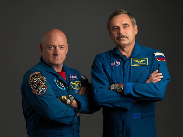 NASA astronaut Scott Kelly (left) and Russian cosmonaut Mikhail Kornienko