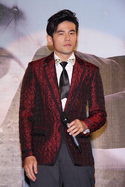 Jay Chou Will Marry Soon and May Write the Song “Listen to Wife”
