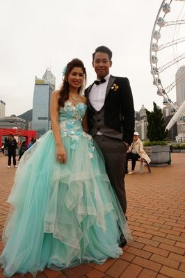 HK 600 Newlyweds Get Married on Christmas Eve