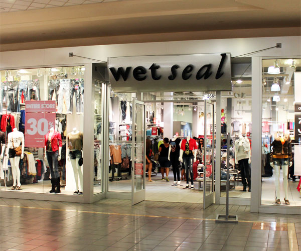 Hundreds of Wet Seal Stores to Close