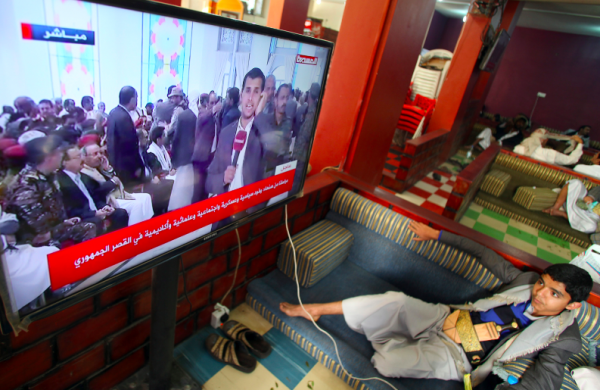 Houthis dissolve parliament