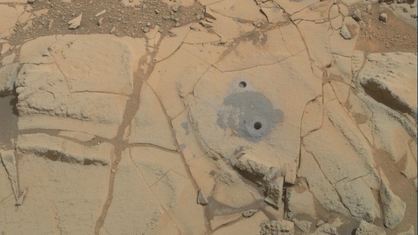Curiosity drills on Mars