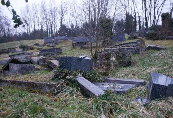 destroyed jewish tombstones