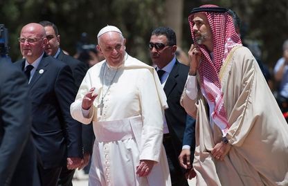 Pope Francis arrives in Jordan
