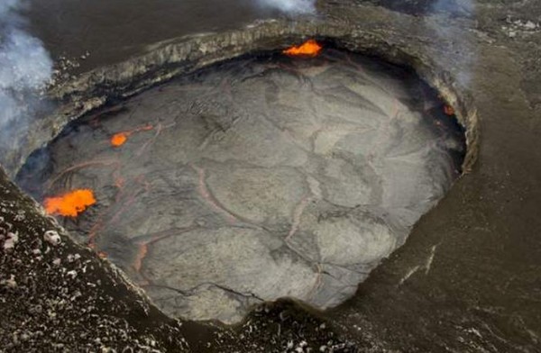 Kilauea summit lava lake