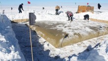 Ice cores from the WAIS Divide reveals evidence for climate changes in both north and south poles.