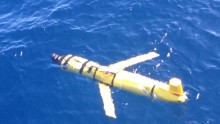 A Slocum glider, used by the MIT team, navigates underwater.