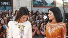 Kendall Jenner (L) and Kylie Jenner