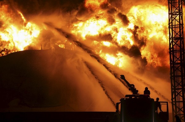 Photo of a chemical plant fire in Zhangzhou, China in April 2015