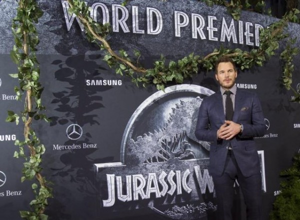 Cast member Chris Pratt poses at the premiere of ''Jurassic World'' 