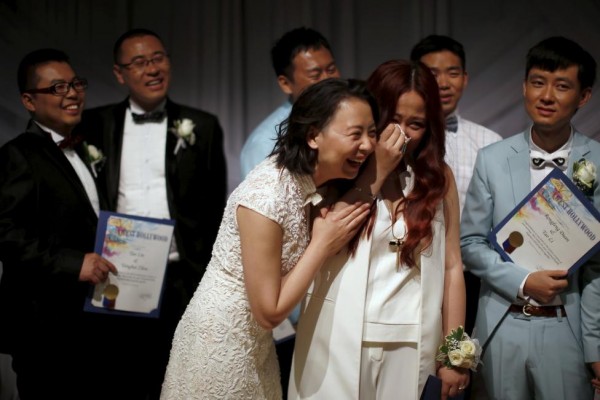 Chinese couples tying the knot in West Hollywood