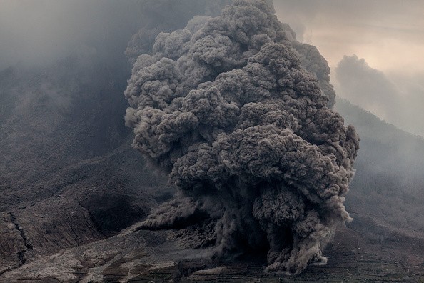 Mount Sinabung 2015 [UPDATE]: Sinabung’s Intense Pyroclastic Eruption Destroys Everything On Its Path