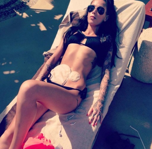 Woman with Crohn’s Inspires Others to Get Comfy with Colostomy Bags