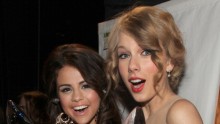 2011 People's Choice Awards - Backstage And Audience