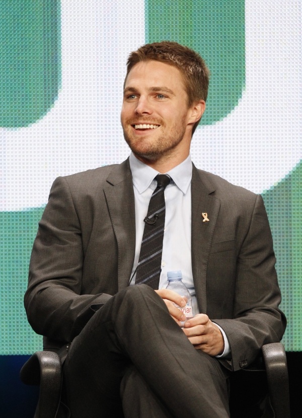 Arrow season 4 spoilers: Introducing Green Arrow and brighter days ahead; Oliver reinvents himself, says Stephen Amell