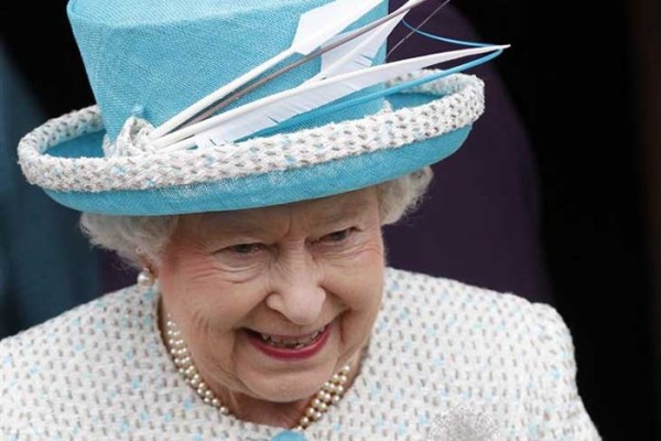 Queen Elizabeth II Not Renouncing her throne