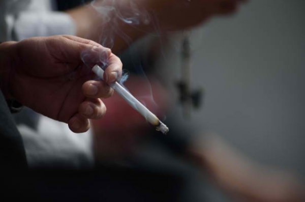 Quitting Smoking Can Help Poverty in the East