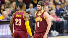 Cleveland Cavaliers power forward Kevin Love (R) and LeBron James