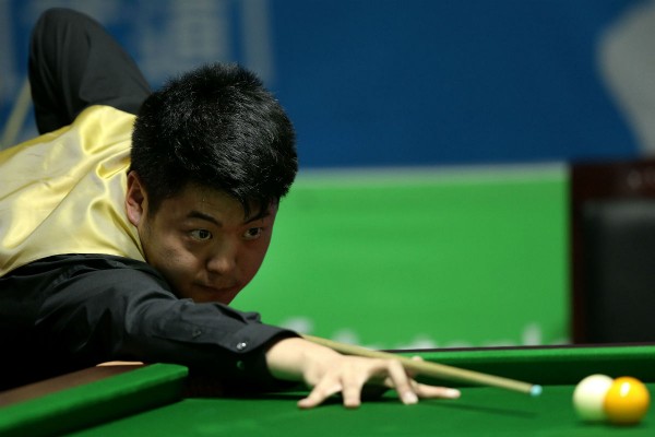 China snooker player Liang Wenbo