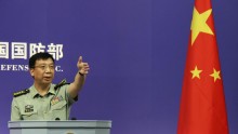 China Allowed Foreign Press in the Army News Briefing for the First Time