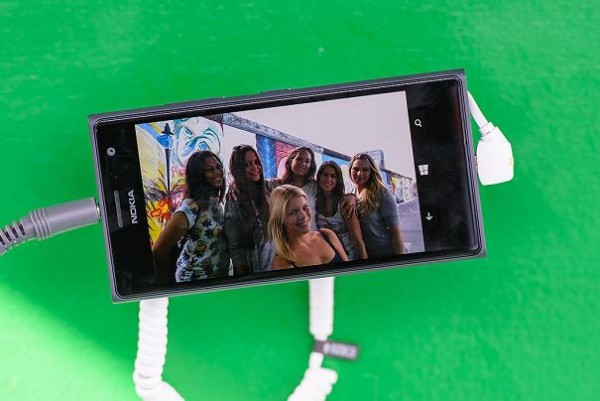 Nokia Lumia 735 Skype and Selfie Pod at the East Side Gallery Berlin - Day 1