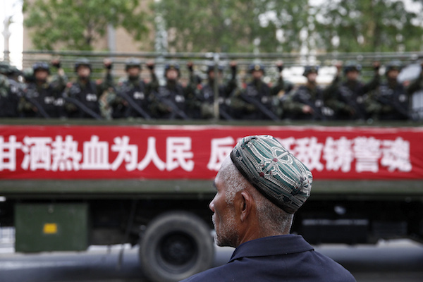 China launches anti-terrorism campaign in Xinjiang 