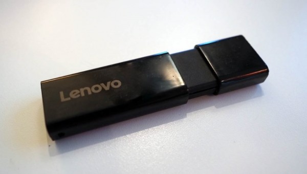 Lenovo Launches Link 32GB USB Link Dongle to Connect Smartphone and Windows User