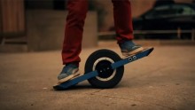 Presenting Future Motion, a Silicon Valley's startup, OneWheel hoverboard