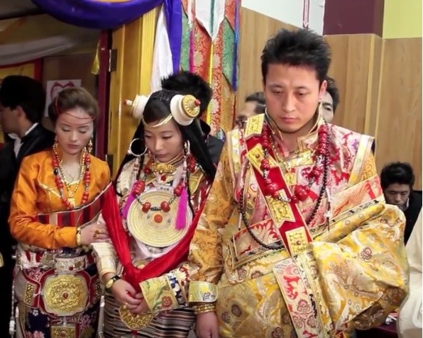 Photo of a Tibetan wedding ceremony