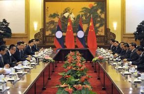Chinese and Laotian leaders pledge greater cooperation