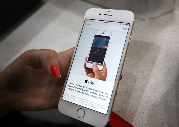 Chinese users report experiencing technical errors with Apple Pay