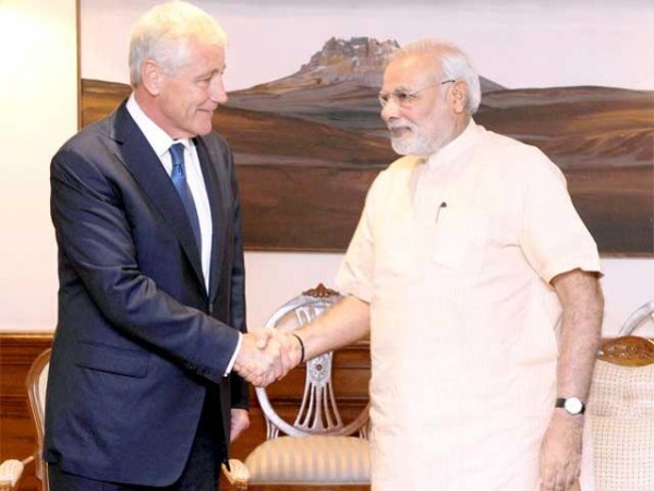 US Secretary of Defence Chuck Hagel (L) shakes hands with India's Prime Minister Narendra Modi during their meeting in New Delhi.