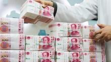 Beijing Punishes 300,000 Government Officials for Corruption